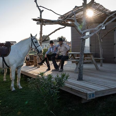 Camping Les Bois Flottés Salin-de-Giraud Exterior foto