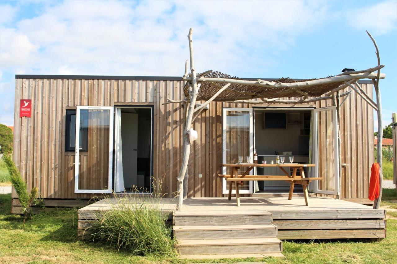 Camping Les Bois Flottés Salin-de-Giraud Exterior foto
