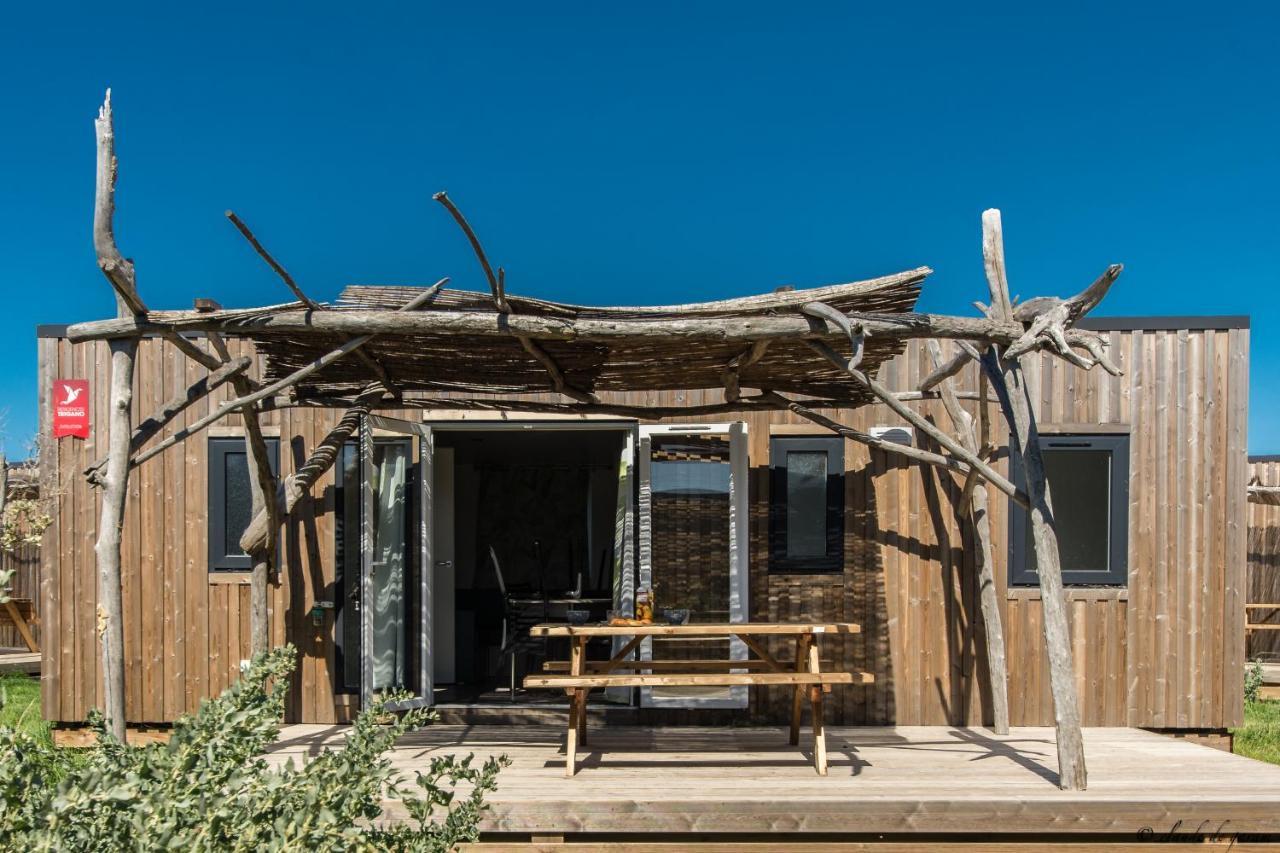 Camping Les Bois Flottés Salin-de-Giraud Exterior foto