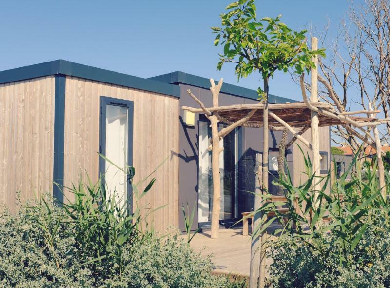 Camping Les Bois Flottés Salin-de-Giraud Exterior foto